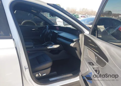 2025 Lincoln Nautilus Premiere z USA, uszkodzony, nr VIN 5LMPJ8JAXSJ903022